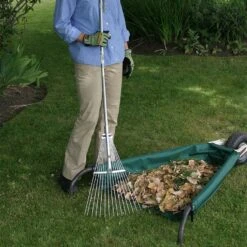 WheelEasy™ LE Foldable Garden Cart